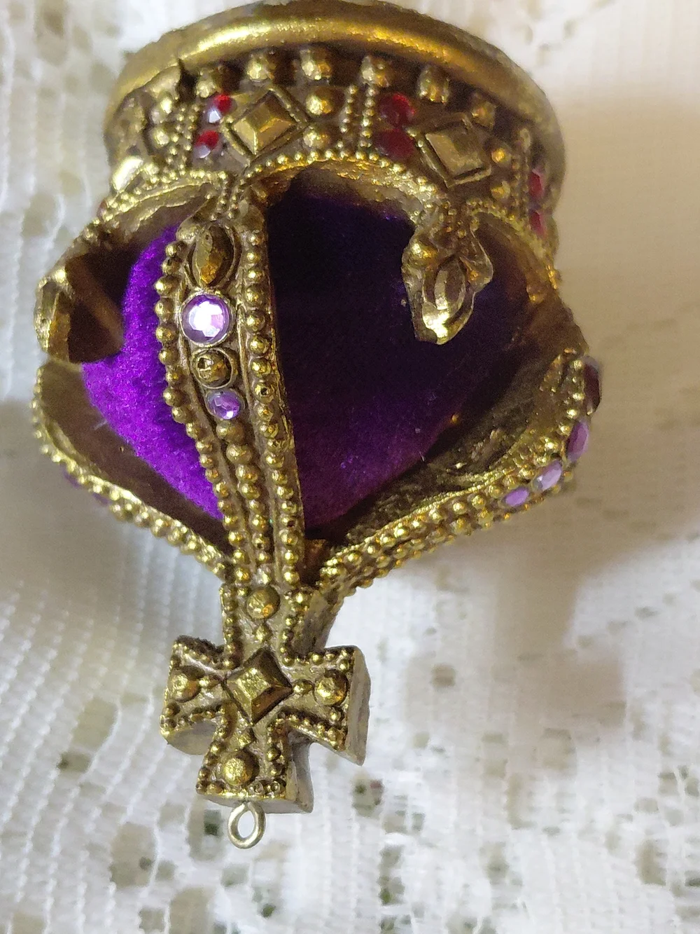 Vintage British Royal Crown from London St.Edward's Christmas Ornament Decor